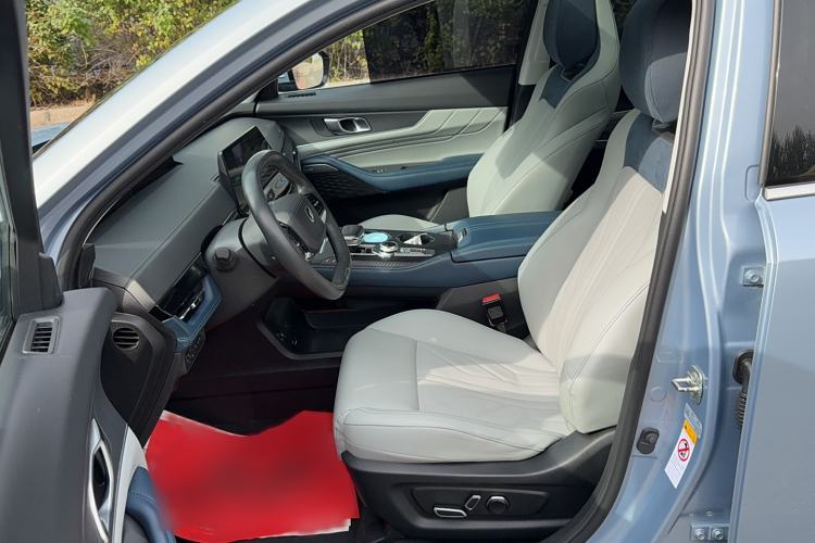 Used CHANGAN UNI-K iDD 2023 Zhidian iDD 1.5T 135km Smart & Fun Model Left Front Seat