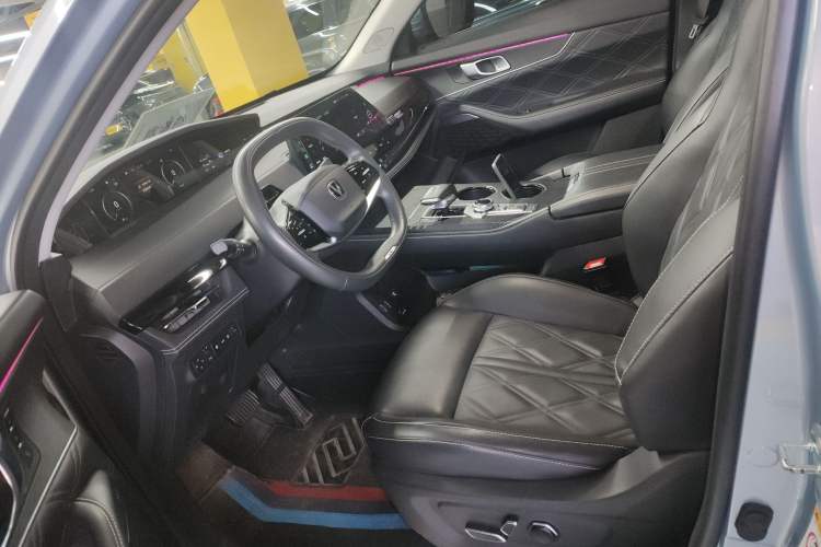 Used CHANGAN UNI-K iDD 2023 Smart Electric iDD 1.5T 135km Smart Leading Model Left Front Seat