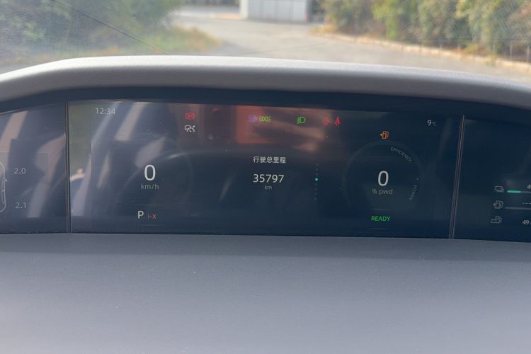 Used CHANGAN UNI-K iDD 2023 Zhidian iDD 1.5T 135km Smart & Fun Model Odometer Close Up