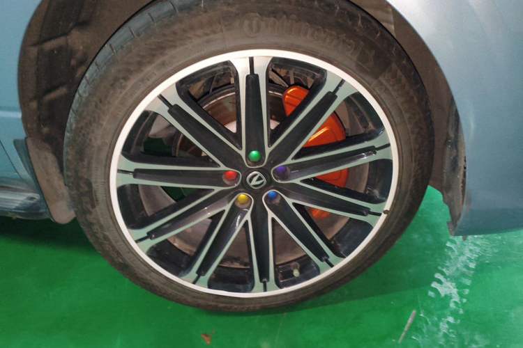 Used CHANGAN UNI-K iDD 2023 Smart Electric iDD 1.5T 135km Smart Leading Model Right Front Wheel Hub