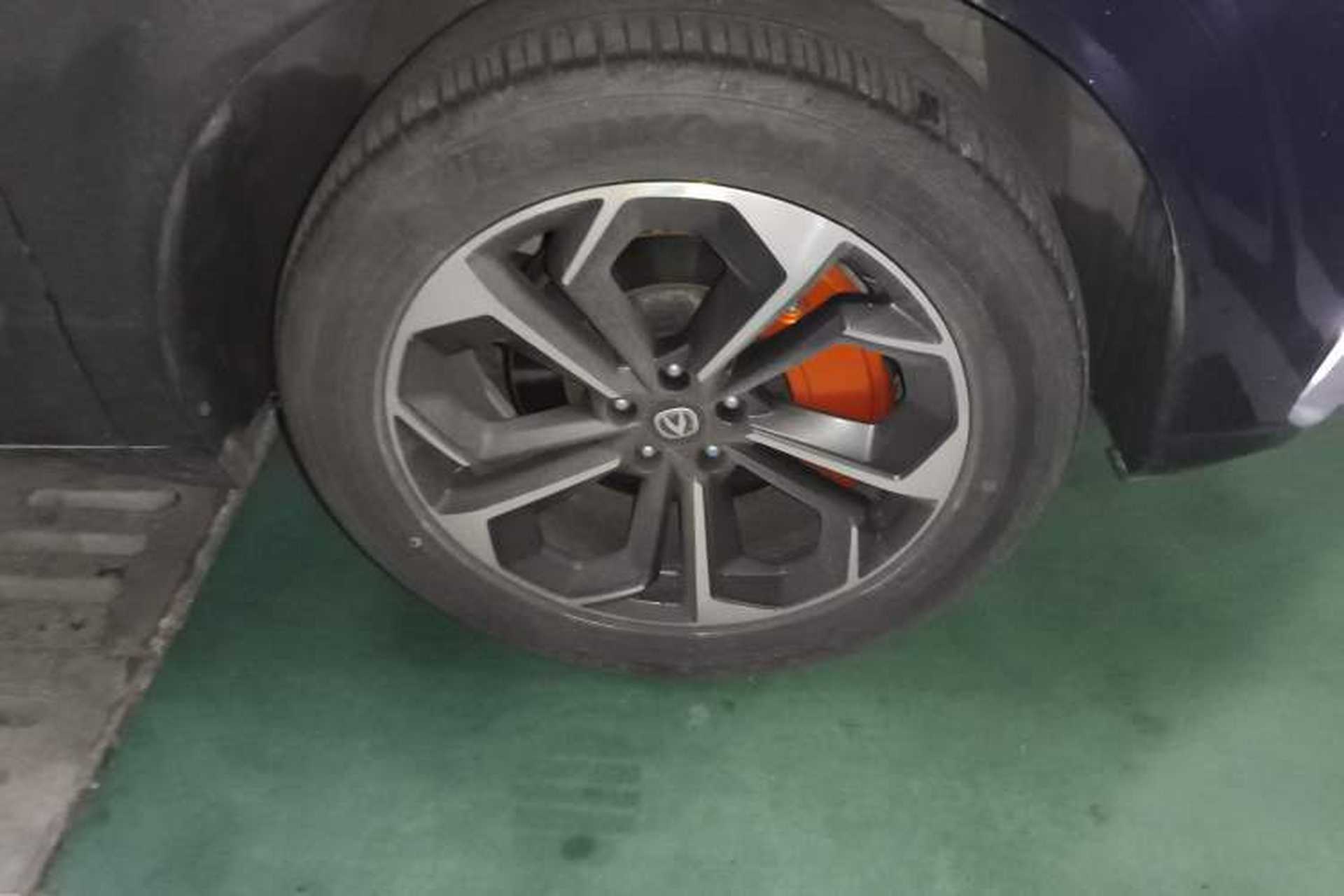 Used CHANGAN UNI-K iDD 2023 Zhidian iDD 1.5T 135km Smart & Fun Model Right Front Wheel Hub