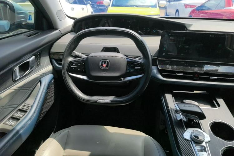 Used CHANGAN UNI-K iDD 2023 Smart Electric iDD 1.5T 135km Smart Leading Model Steering Wheel