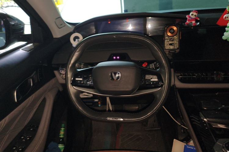 Used CHANGAN UNI-K iDD 2023 Smart Electric iDD 1.5T 135km Smart Leading Model Steering Wheel