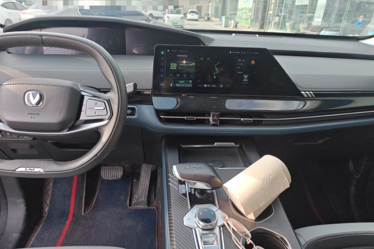 Used CHANGAN UNI-K iDD 2023 Zhidian iDD 1.5T 135km Smart & Fun Model Audio And AC Panel