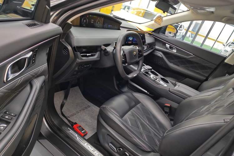 Used CHANGAN UNI-K iDD 2023 Smart Electric iDD 1.5T 135km Smart Leading Model Driver Seat