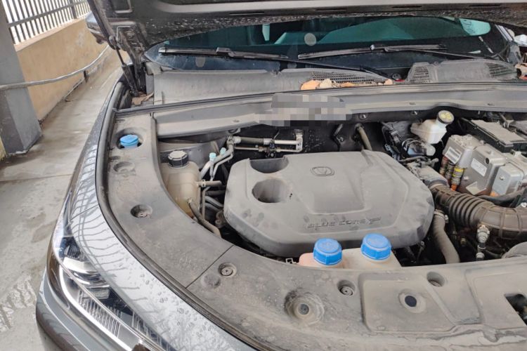 Used CHANGAN UNI-K iDD 2023 Zhidian iDD 1.5T 135km Smart & Fun Model Engine Bay Right