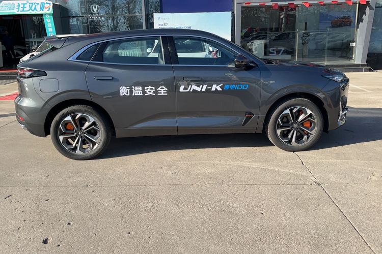 Used CHANGAN UNI-K iDD 2023 Zhidian iDD 1.5T 135km Smart & Fun Model Exterior 2
