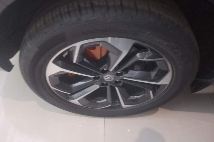 Used CHANGAN UNI-K iDD 2023 Zhidian iDD 1.5T 135km Smart & Fun Model Exterior 8