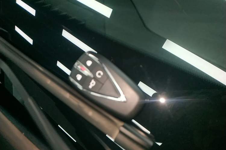 Used CHANGAN UNI-K iDD 2023 Zhidian iDD 1.5T 135km Smart & Fun Model Interior 1
