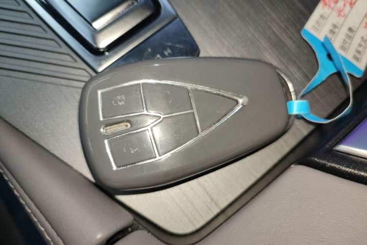 Used CHANGAN UNI-K iDD 2023 Zhidian iDD 1.5T 135km Smart & Fun Model Interior 1