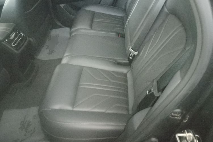Used CHANGAN UNI-K iDD 2023 Zhidian iDD 1.5T 135km Smart & Fun Model Interior 4