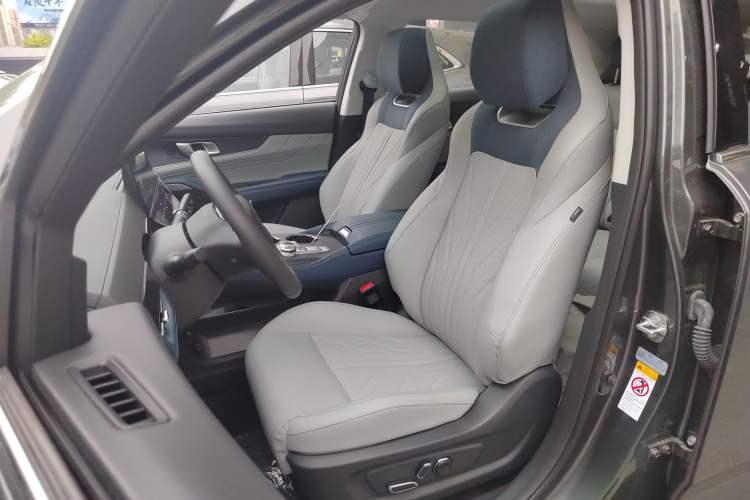 Used CHANGAN UNI-K iDD 2023 Zhidian iDD 1.5T 135km Smart & Fun Model Left Front Seat