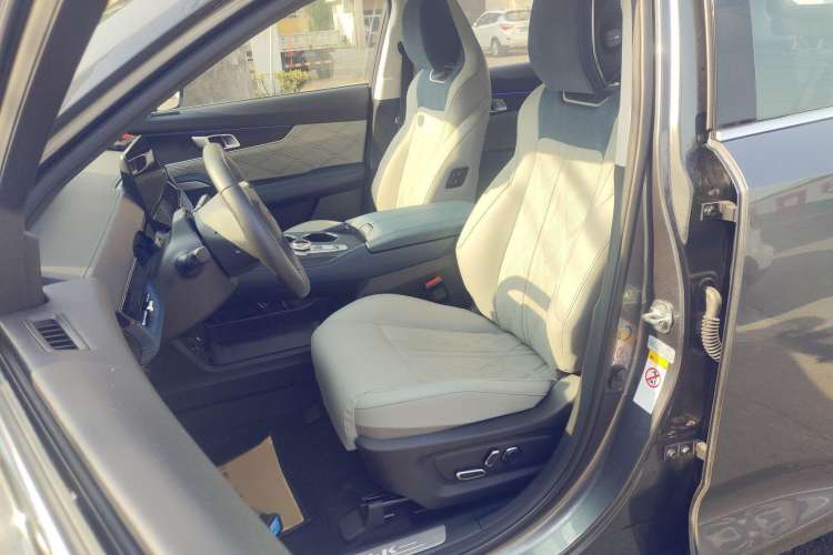 Used CHANGAN UNI-K iDD 2023 Smart Electric iDD 1.5T 135km Smart Leading Model Left Front Seat