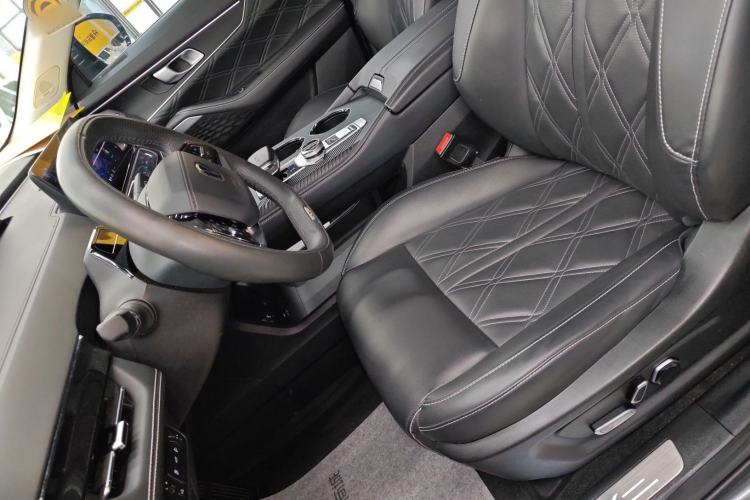Used CHANGAN UNI-K iDD 2023 Smart Electric iDD 1.5T 135km Smart Leading Model Left Front Seat