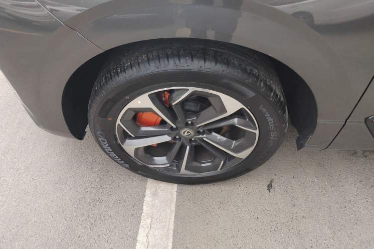 Used CHANGAN UNI-K iDD 2023 Zhidian iDD 1.5T 135km Smart & Fun Model Left Front Wheel Hub