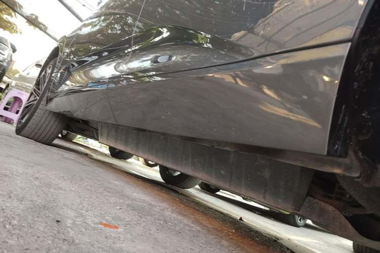 Used CHANGAN UNI-K iDD 2023 Smart Electric iDD 1.5T 135km Smart Leading Model Left Side Sill