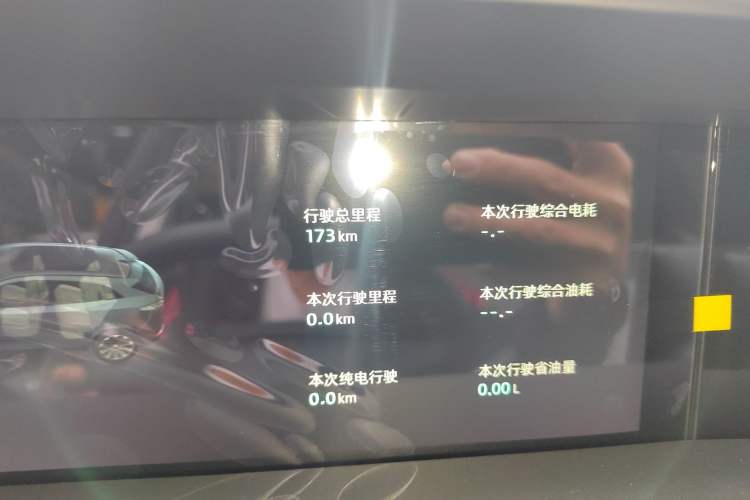 Used CHANGAN UNI-K iDD 2023 Zhidian iDD 1.5T 135km Smart & Fun Model Odometer Close Up