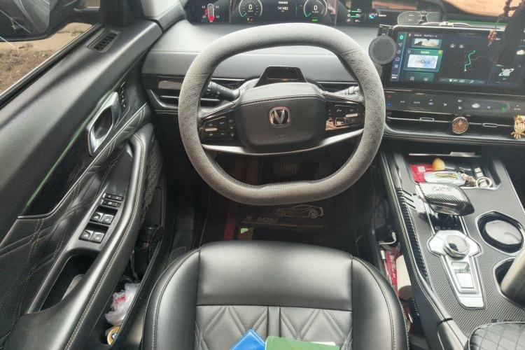 Used CHANGAN UNI-K iDD 2023 Smart Electric iDD 1.5T 135km Smart Leading Model Steering Wheel