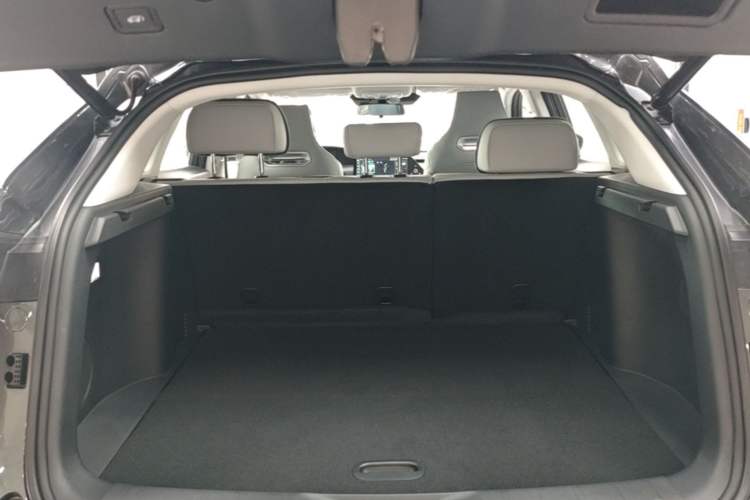 Used CHANGAN UNI-K iDD 2023 Smart Electric iDD 1.5T 135km Smart Leading Model Trunk