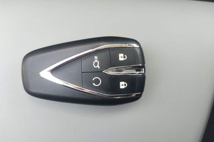 Used CHANGAN UNI-K iDD 2023 Smart Electric iDD 1.5T 135km Smart Leading Model Vehicle Key