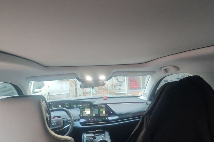 Used CHANGAN UNI-K iDD 2023 Smart Electric iDD 1.5T 135km Smart Leading Model Headliner