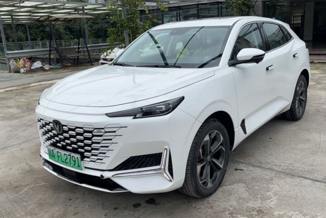 Used CHANGAN UNI-K iDD 2023 Zhidian iDD 1.5T 135km Smart & Fun Model