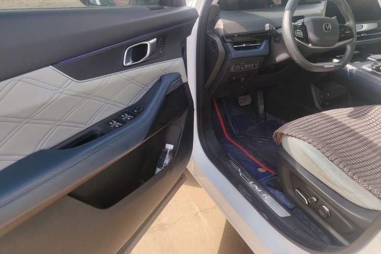 Used CHANGAN UNI-K iDD 2023 Smart Electric iDD 1.5T 135km Smart Leading Model Driver Seat