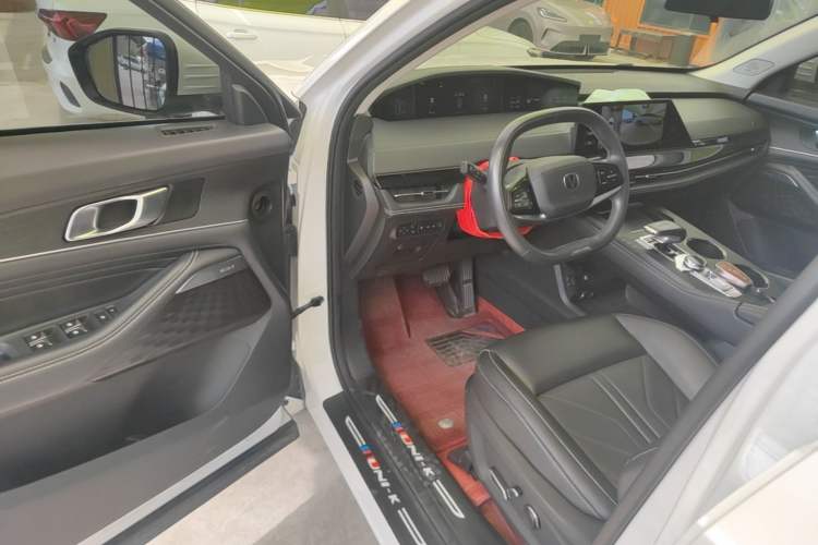 Used CHANGAN UNI-K iDD 2023 Zhidian iDD 1.5T 135km Smart & Fun Model Driver Seat