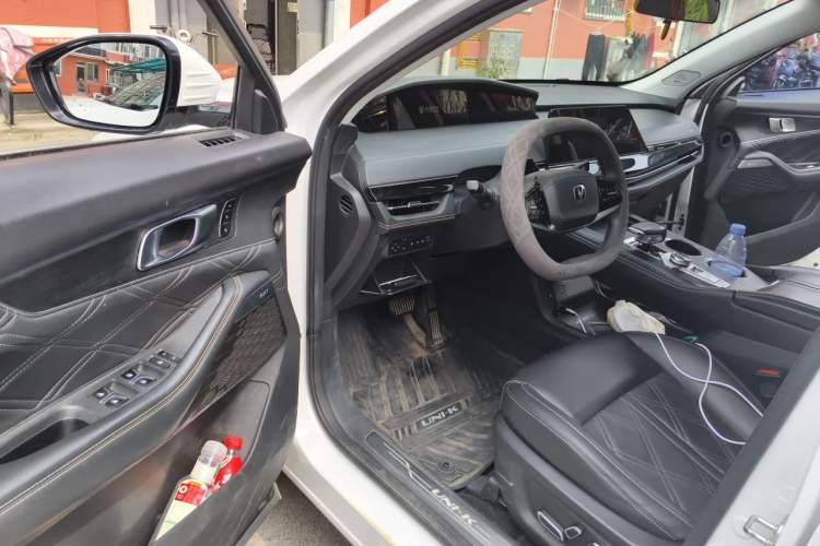 Used CHANGAN UNI-K iDD 2023 Smart Electric iDD 1.5T 135km Smart Leading Model Driver Seat