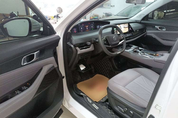 Used CHANGAN UNI-K iDD 2023 Zhidian iDD 1.5T 135km Smart & Fun Model Driver Seat