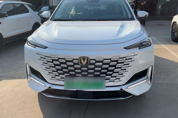 Used CHANGAN UNI-K iDD 2023 Zhidian iDD 1.5T 135km Smart & Fun Model Exterior 1
