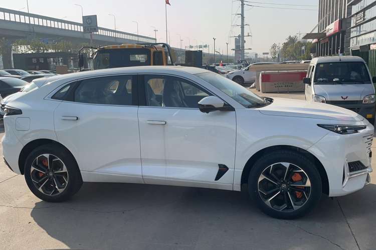 Used CHANGAN UNI-K iDD 2023 Zhidian iDD 1.5T 135km Smart & Fun Model Exterior 2