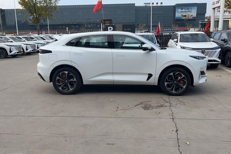 Used CHANGAN UNI-K iDD 2023 Zhidian iDD 1.5T 135km Smart & Fun Model Exterior 2