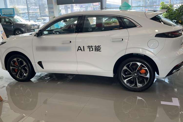 Used CHANGAN UNI-K iDD 2023 Zhidian iDD 1.5T 135km Smart & Fun Model Exterior 4