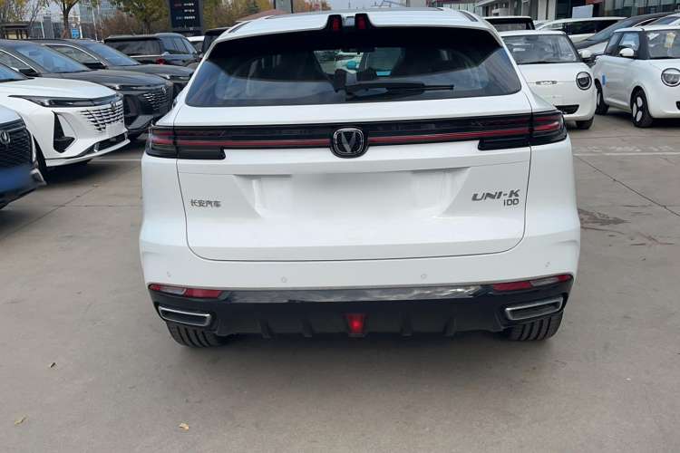 Used CHANGAN UNI-K iDD 2023 Zhidian iDD 1.5T 135km Smart & Fun Model Exterior 4