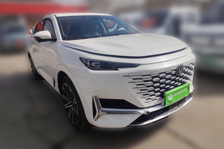 Used CHANGAN UNI-K iDD 2023 Smart Electric iDD 1.5T 135km Smart Leading Model Front Right 45 Deg