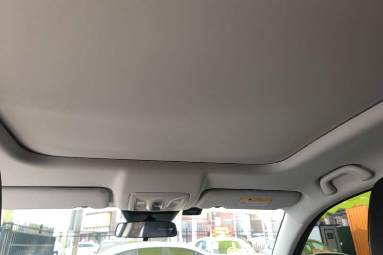 Used CHANGAN UNI-K iDD 2023 Zhidian iDD 1.5T 135km Smart & Fun Model Headliner