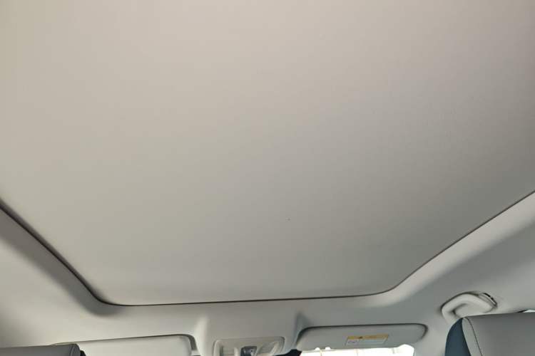 Used CHANGAN UNI-K iDD 2023 Smart Electric iDD 1.5T 135km Smart Leading Model Headliner