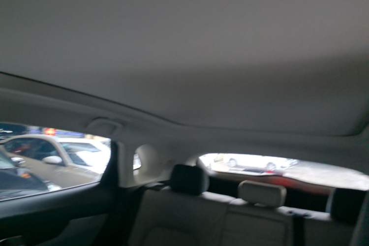 Used CHANGAN UNI-K iDD 2023 Zhidian iDD 1.5T 135km Smart & Fun Model Headliner