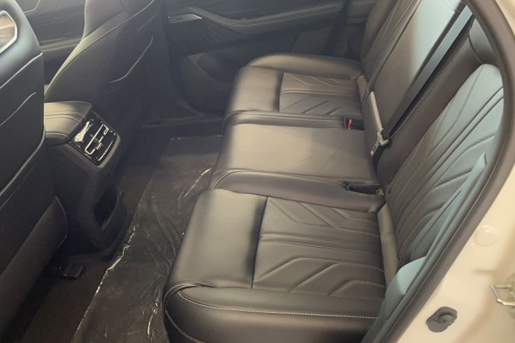 Used CHANGAN UNI-K iDD 2023 Zhidian iDD 1.5T 135km Smart & Fun Model Interior 1