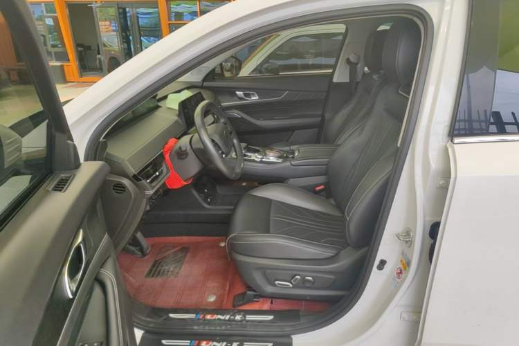 Used CHANGAN UNI-K iDD 2023 Zhidian iDD 1.5T 135km Smart & Fun Model Left Front Seat