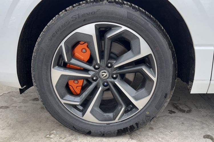Used CHANGAN UNI-K iDD 2023 Zhidian iDD 1.5T 135km Smart & Fun Model Left Front Wheel Hub