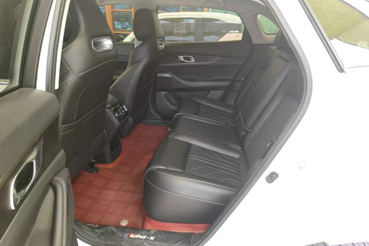 Used CHANGAN UNI-K iDD 2023 Zhidian iDD 1.5T 135km Smart & Fun Model Left Rear Seat