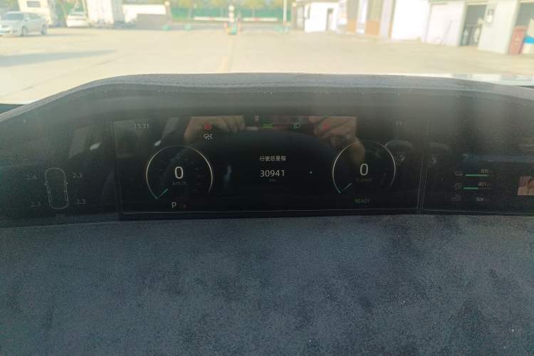 Used CHANGAN UNI-K iDD 2023 Zhidian iDD 1.5T 135km Smart & Fun Model Odometer Close Up