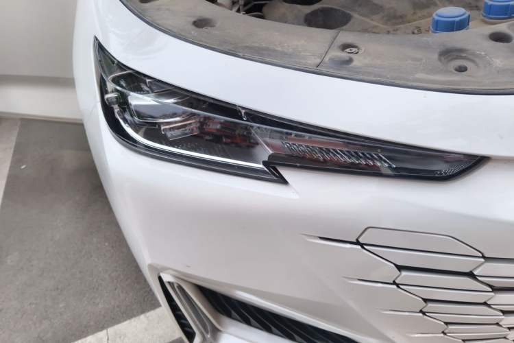Used CHANGAN UNI-K iDD 2023 Smart Electric iDD 1.5T 135km Smart Leading Model Right Front Headlight