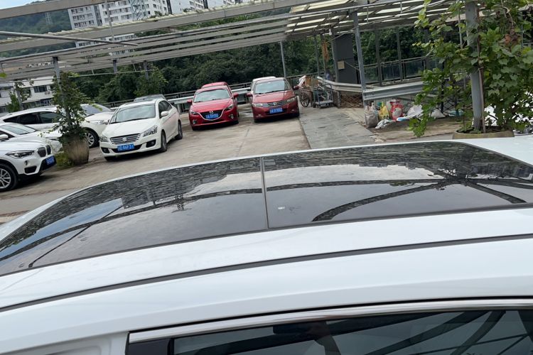 Used CHANGAN UNI-K iDD 2023 Zhidian iDD 1.5T 135km Smart & Fun Model Roof