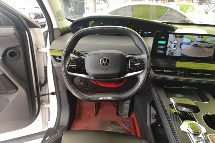 Used CHANGAN UNI-K iDD 2023 Zhidian iDD 1.5T 135km Smart & Fun Model Steering Wheel