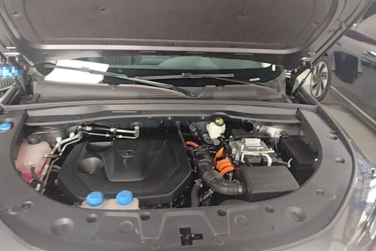 Used CHANGAN UNI-K iDD 2024 Chuzhi iDD 1.5T 135km Smart & Fun Model Engine Bay