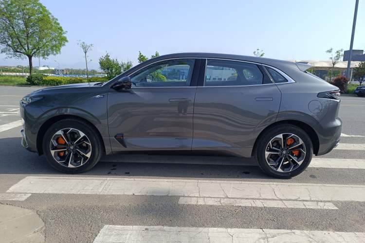 Used CHANGAN UNI-K iDD 2024 Chuzhi iDD 1.5T 135km Smart & Fun Model Exterior 4