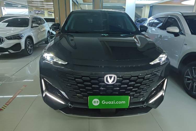 Used CHANGAN UNI-K iDD 2024 ZhiDian iDD 1.5T 135km Smart Leading Model Front